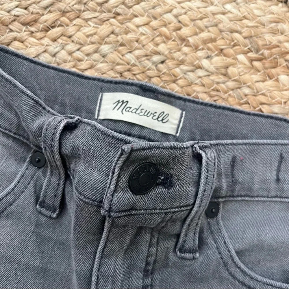 Madewell High Rise Denim Shorts Size 26 Lunar Wash Black - Picture 2 of 4